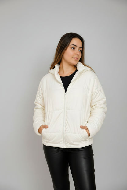 Jaqueta Puffer Matelassê com Capuz | Dona Mon